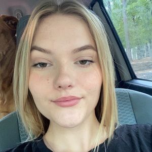 Meet your Posher, Mackenzie